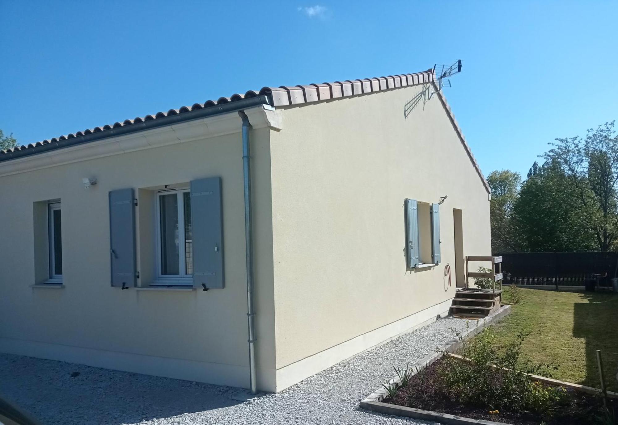Meuble De Tourisme Classe 3 Etoiles Le Ptit Coin De Soleil - Saint Ciers D'Abzac エクステリア 写真