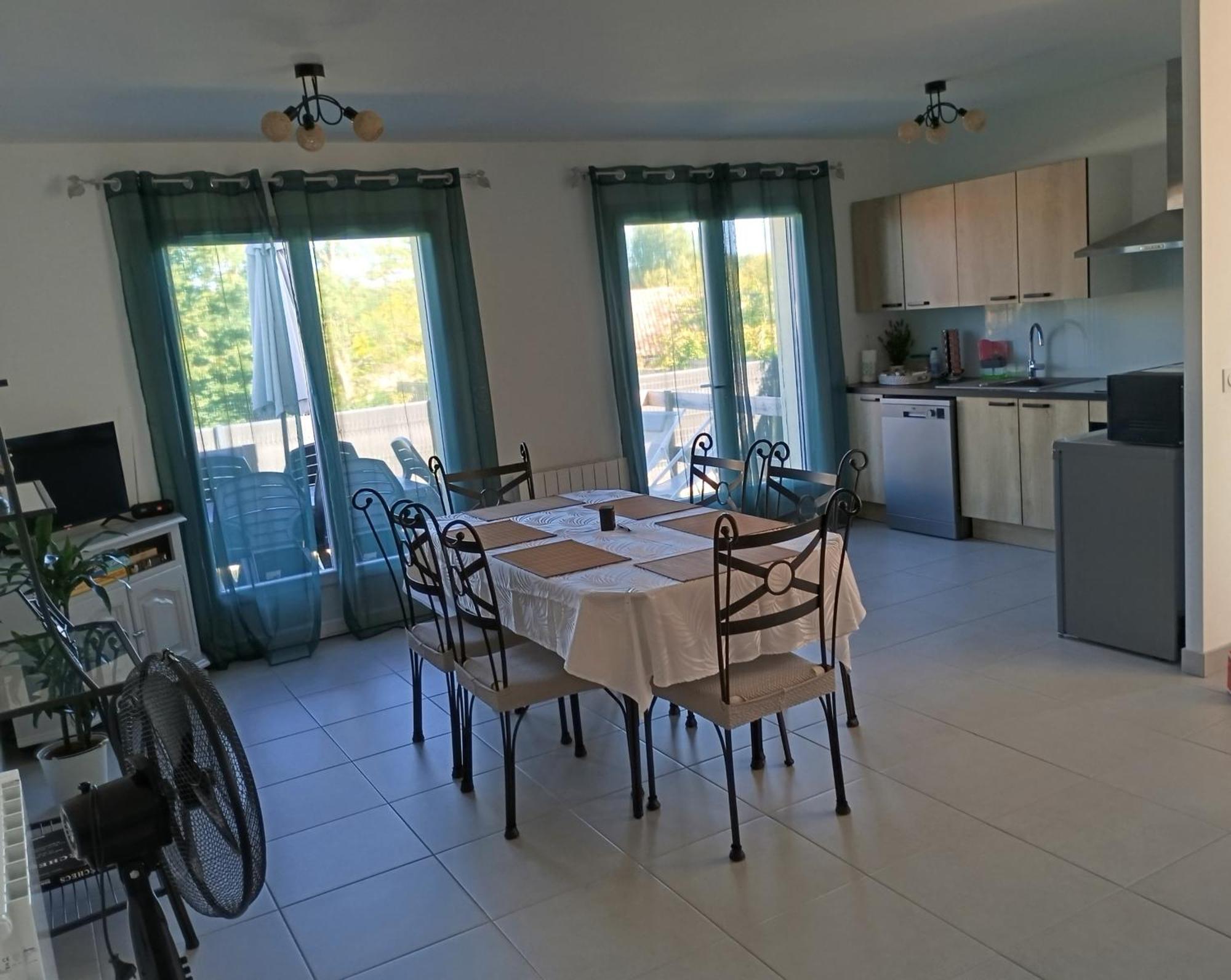 Meuble De Tourisme Classe 3 Etoiles Le Ptit Coin De Soleil - Saint Ciers D'Abzac エクステリア 写真