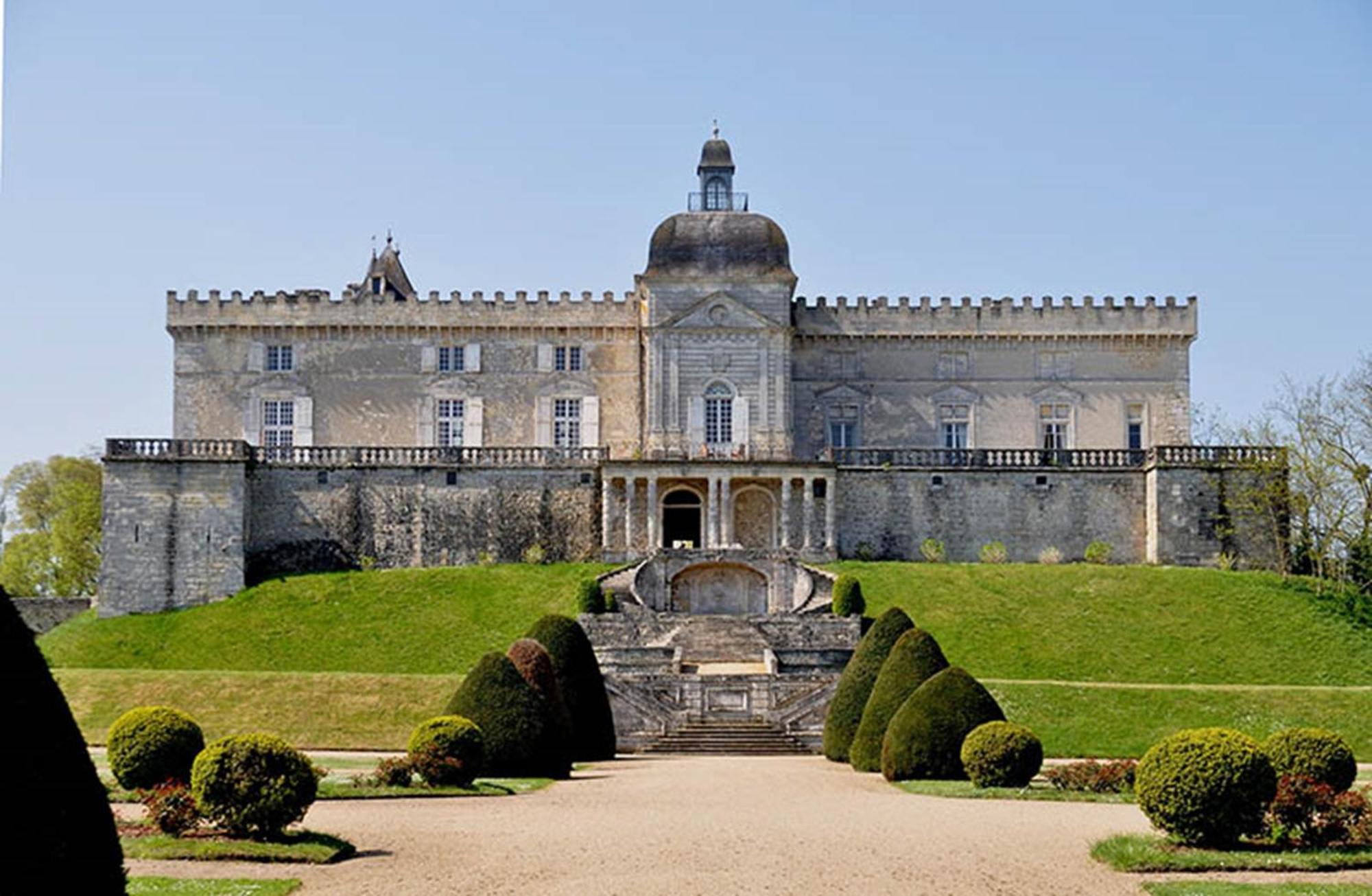 Meuble De Tourisme Classe 3 Etoiles Le Ptit Coin De Soleil - Saint Ciers D'Abzac エクステリア 写真